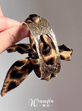 豹纹丝巾手镯轻奢百搭独特高级感