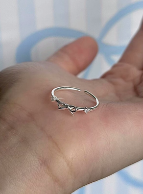 简约蝴蝶结点钻戒指小众设计轻奢