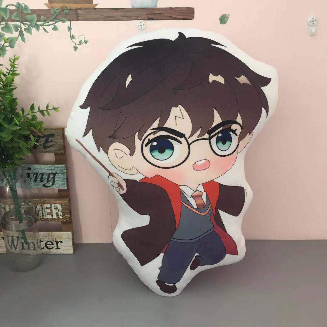 哈利波特觉醒马尔福卡珊德拉丹尼尔同人周边人形娃娃异形抱枕 - 图1