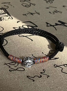 ins藏式时尚醒狮手绳手链酒红绳手工编织简约转运国潮中国风手链