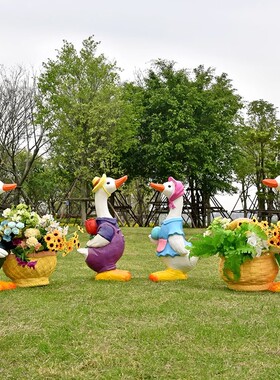 户外卡通兔子雕塑仿真动物鸡鸭花缸幼儿园草坪花园落地装饰品摆件