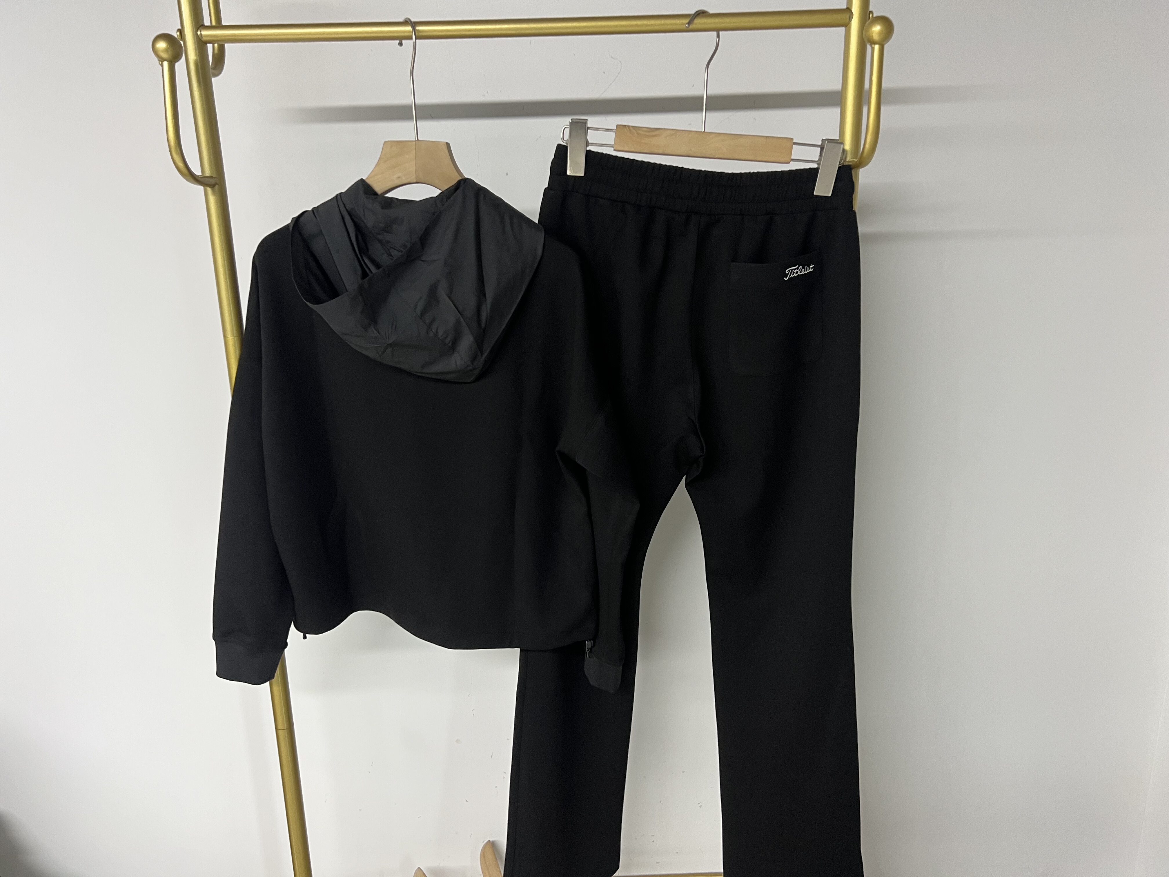 21115 出口韩国Tis高尔夫女装25秋季高弹运动连帽外套长裤套装 - 图0