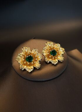 立体浮雕花朵绿色锆石耳钉戒指项