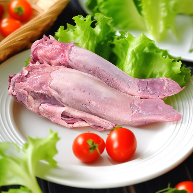 8 fresh pig tongues, quick-frozen pork tongue strips, raw pork