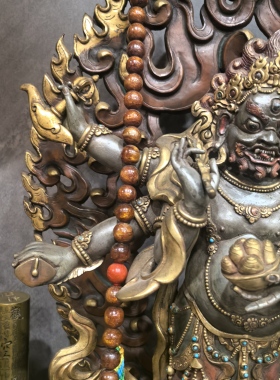 白玛哈嘎拉/六臂白怙主/白六臂/38cm尼泊尔手工鎏金佛像供奉摆件