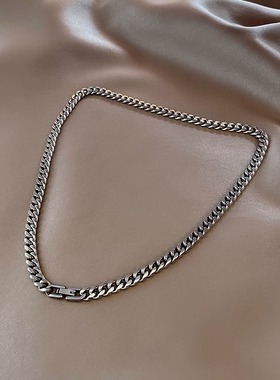 钛钢古巴潮牌项链男女ins嘻哈素链小众锁骨链基础款简约链子百搭