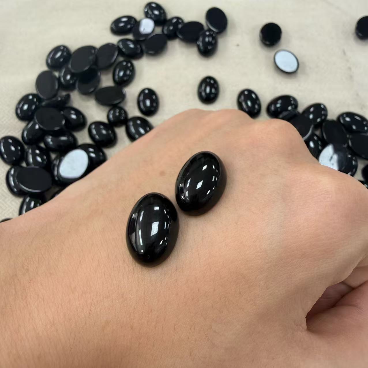 Natural black agate flat semi-circular holeless ring surface