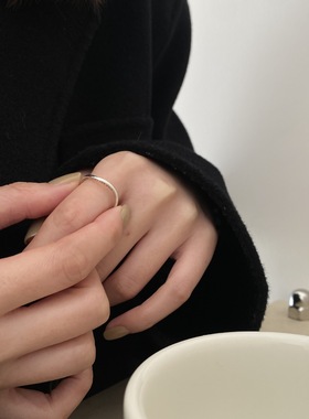 925纯银字母扭曲戒指女简约百搭基础个性波浪闭口设计指环0129Y