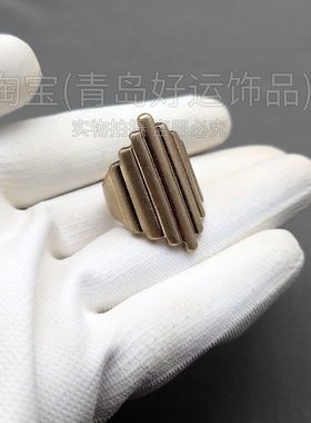 复古金色竖条戒指外贸出口尾单轻奢山东青岛好运饰品请自己看标