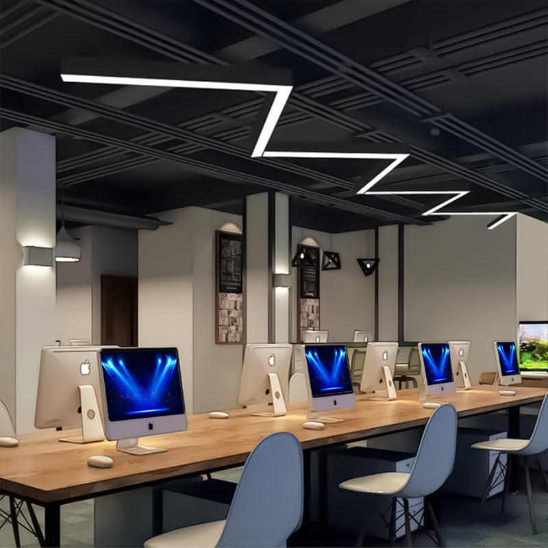 v形LED箭头灯办公室吊灯健身房台球室氛围灯商场超市工业风造型灯_虎窝淘