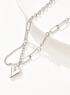 胡可甜酷爱心项链励柏艾顿女