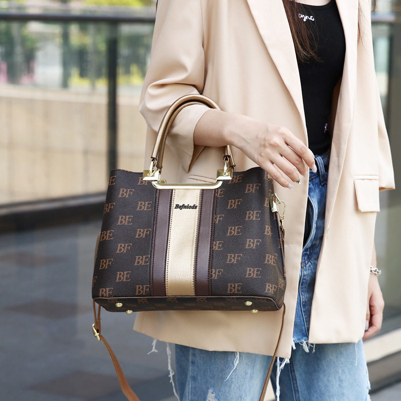 手提包女2025新款时尚百搭中年妈妈包大方气质女士单肩斜挎包,淘宝优惠券,粉丝福利购,淘宝优惠卷