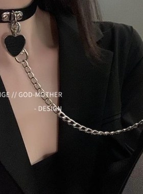 狗炼人用黑色爱心脖圈项圈项炼女锁骨H炼铁炼带情侣趣夫妻味牵引