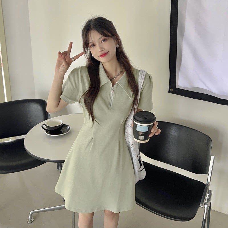 2026年春夏新款女装黑色无袖简约风格宽松版型连衣裙YZ