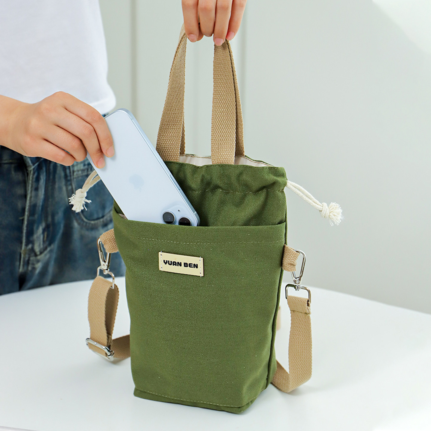 2025新款女斜挎手提水杯套高颜值外出便携大容量雨伞水壶包水杯袋,淘宝优惠券,粉丝福利购,淘宝优惠卷