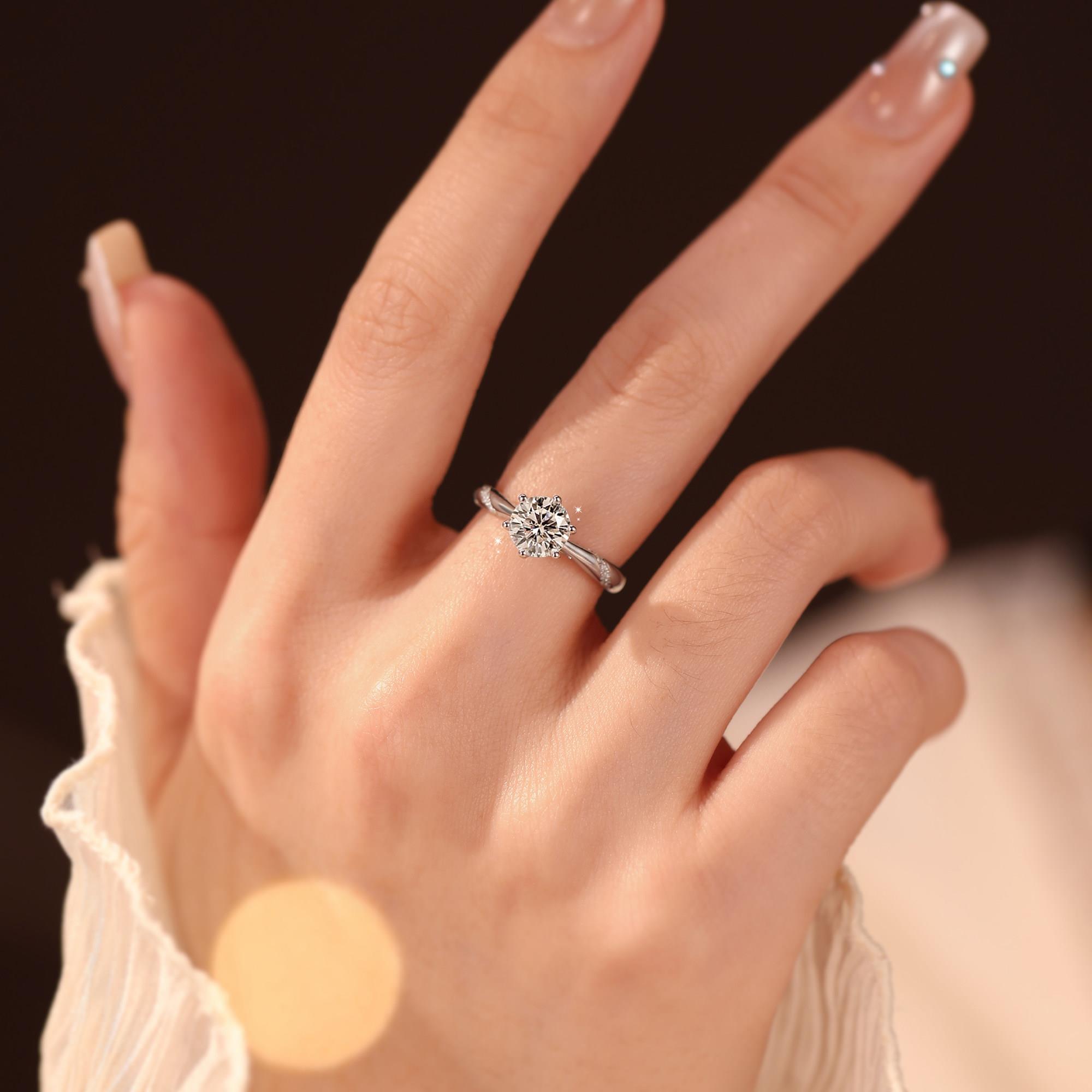 Secret Blue Psychic Six Claw Cultured Diamond Ring Women's Light Luxury High-end Wedding Ring Sterling Silver Artificial Proposal Diamond Ring