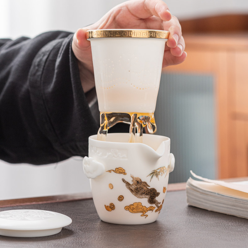 High-end fast-climbing tea set portable and easy to clean