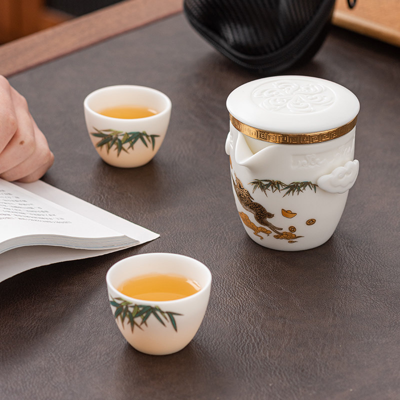 High-end fast-climbing tea set portable and easy to clean