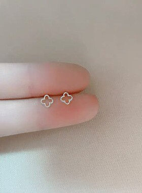 设计感耳饰One合金简约女
