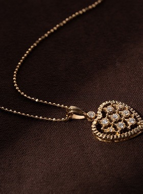 浪漫镂空锁骨链爱心吊坠项链女