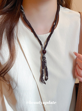 咖色美拉德腰花果丝巾项链女款独