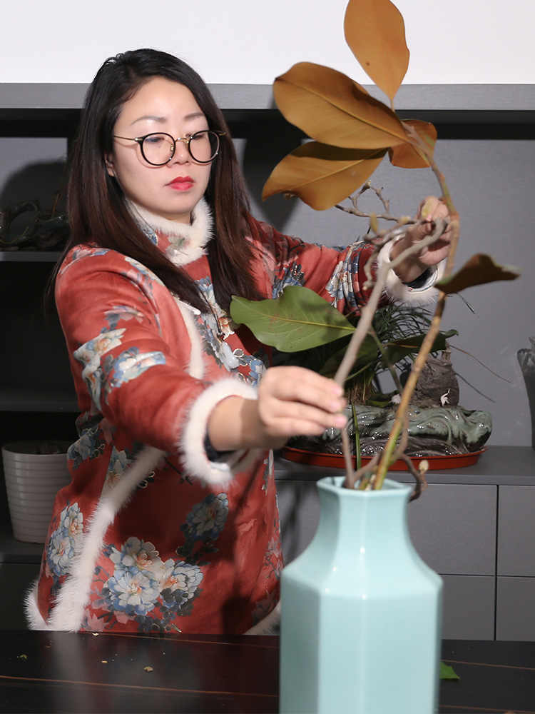 雨晴老师日本小原流专业花道花艺进阶插花教学线上线下课程剑山器-图2