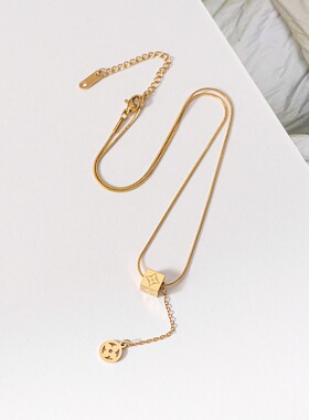 轻奢小方糖流苏锁骨链890