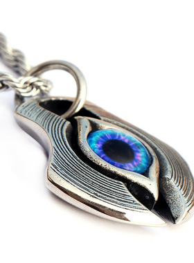 LUCA新款饰品钛钢恶魔之眼吊坠个性眼睛项链潮不锈钢邪恶之眼项坠