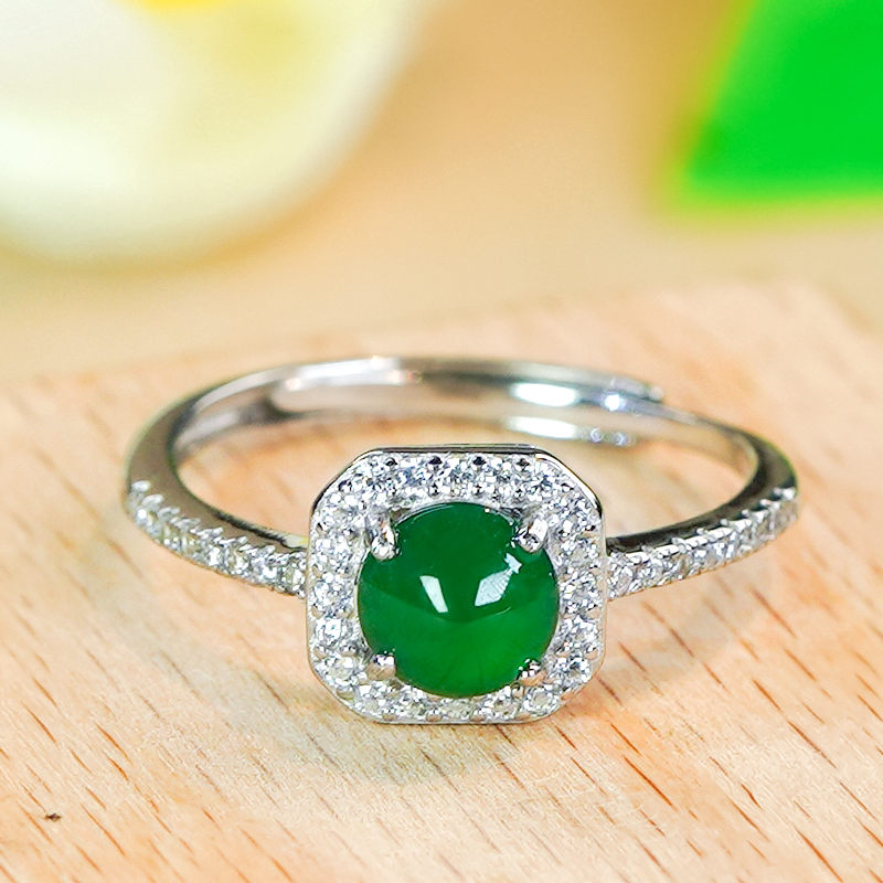 Valentine's Day gift silver inlaid natural jade a-grade fashionable full green cabochon jade small sugar cube jade ring