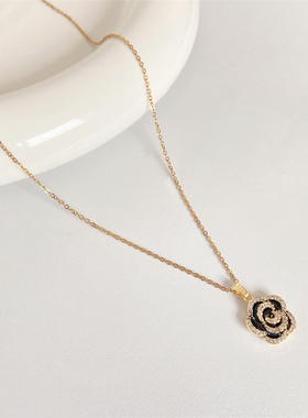 速发黑色山项链小众设计感法式风锁骨链202年新款简约颈链