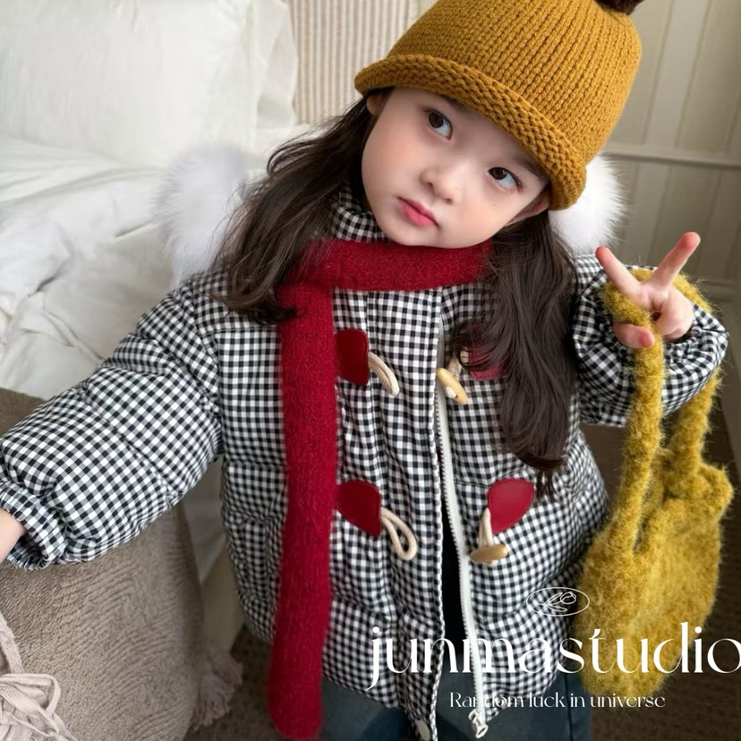 品牌童装女童宝宝儿童冬装大毛领连帽格子羽绒服牛角扣白鸭绒外套 - 图0