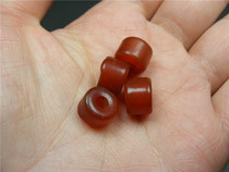 The centennial of the century-old red tango Manau large pore canal on the surface of the Old West sia is filled with the middle number of the weathered tattoo