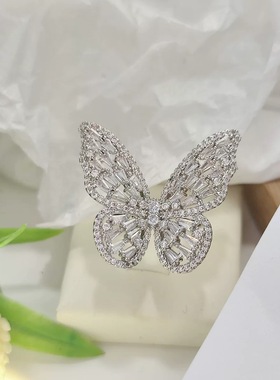 群镶大蝴蝶戒指高级奢华