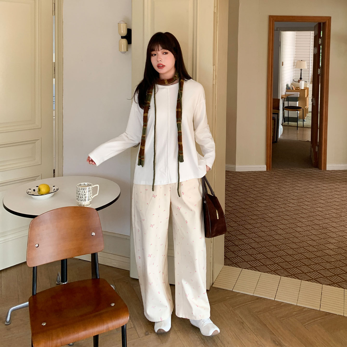 YUZI鱼子休闲碎花阔腿裤女慵懒风宽松百搭高腰长裤米白色大码女装,淘宝优惠券,粉丝福利购,淘宝优惠卷