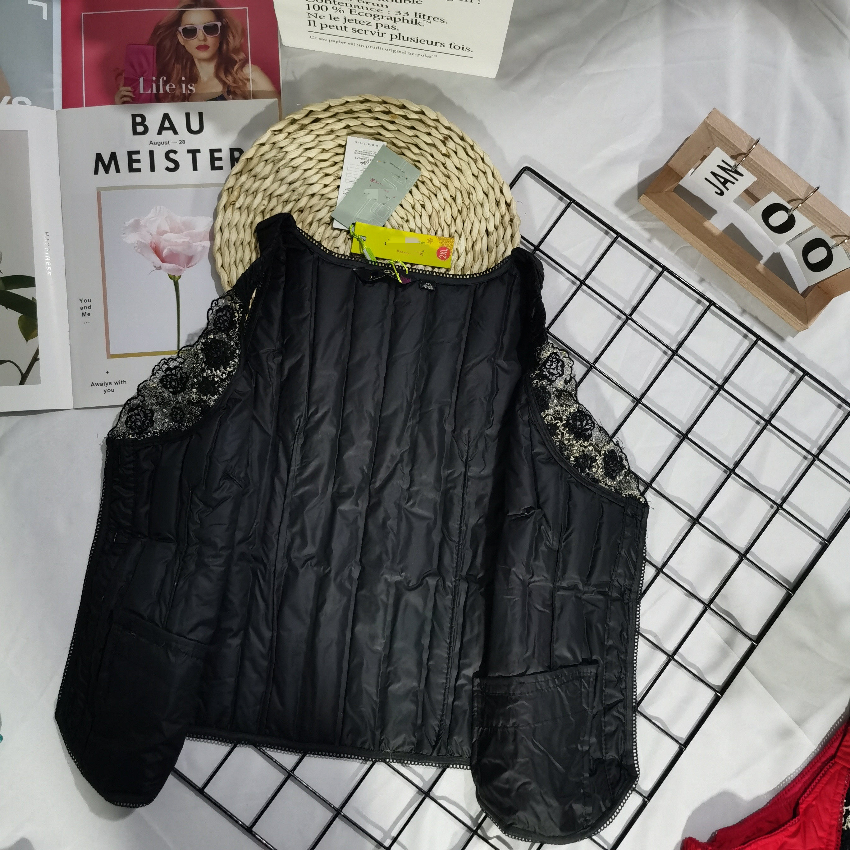 90鸭绒不跑绒女款贴身秋冬马甲轻薄暖和防寒背心打底羽绒内胆内衣