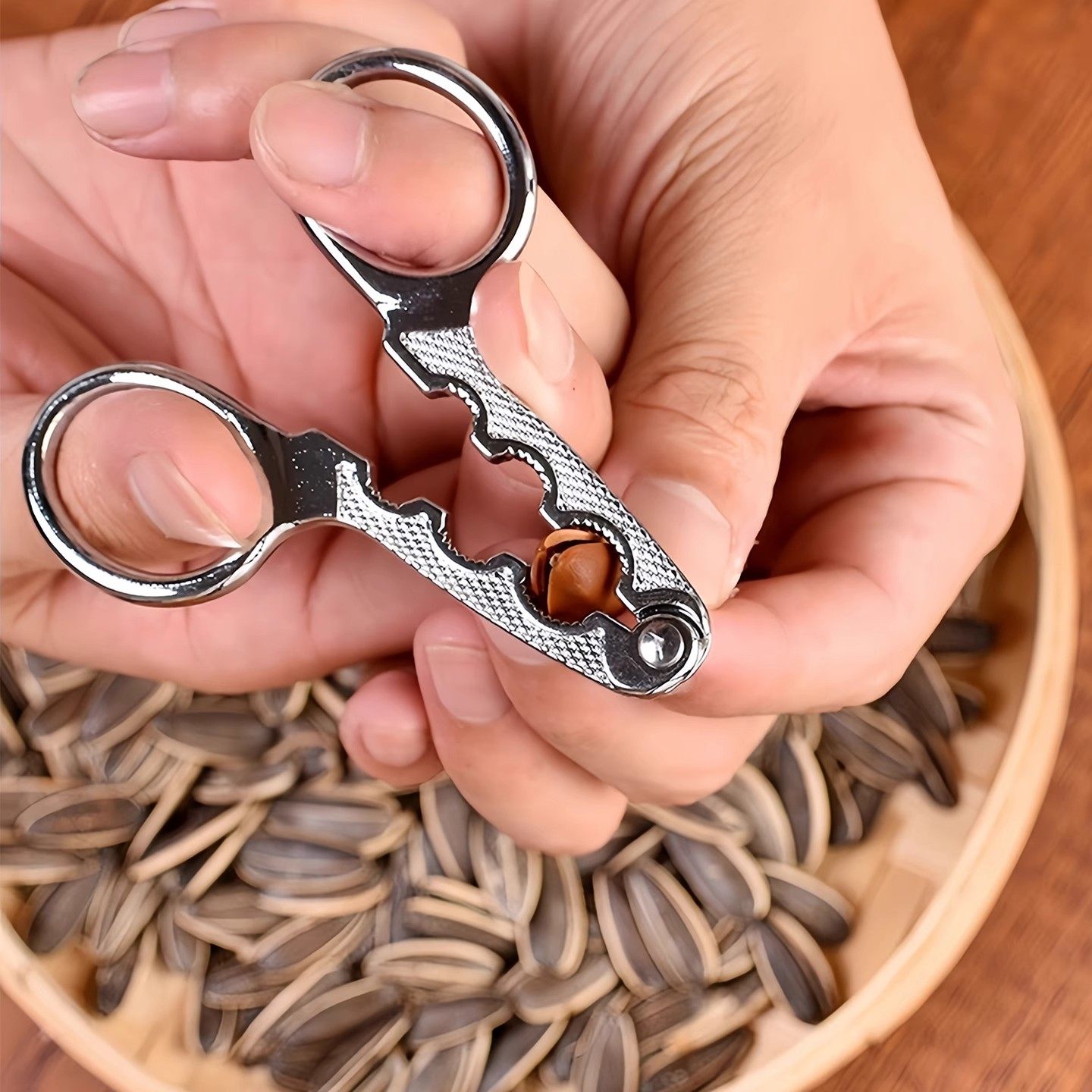 剥瓜子钳坚果夹开瓜子松子剥壳器懒人嗑瓜高端子剪刀利器开壳器夹,淘宝优惠券,粉丝福利购,淘宝优惠卷