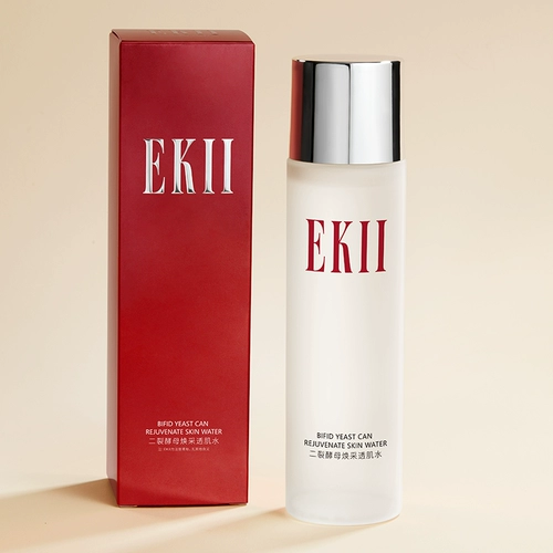 Молочко, увлажняющий комплект, разглаживающая увлажняющая эссенция, контроль жирного блеска