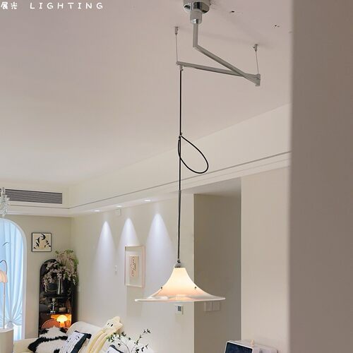 玉兰餐厅吊灯法式中古奶油玻璃灯具包豪斯极简设计师摇臂可移位灯 - 图3