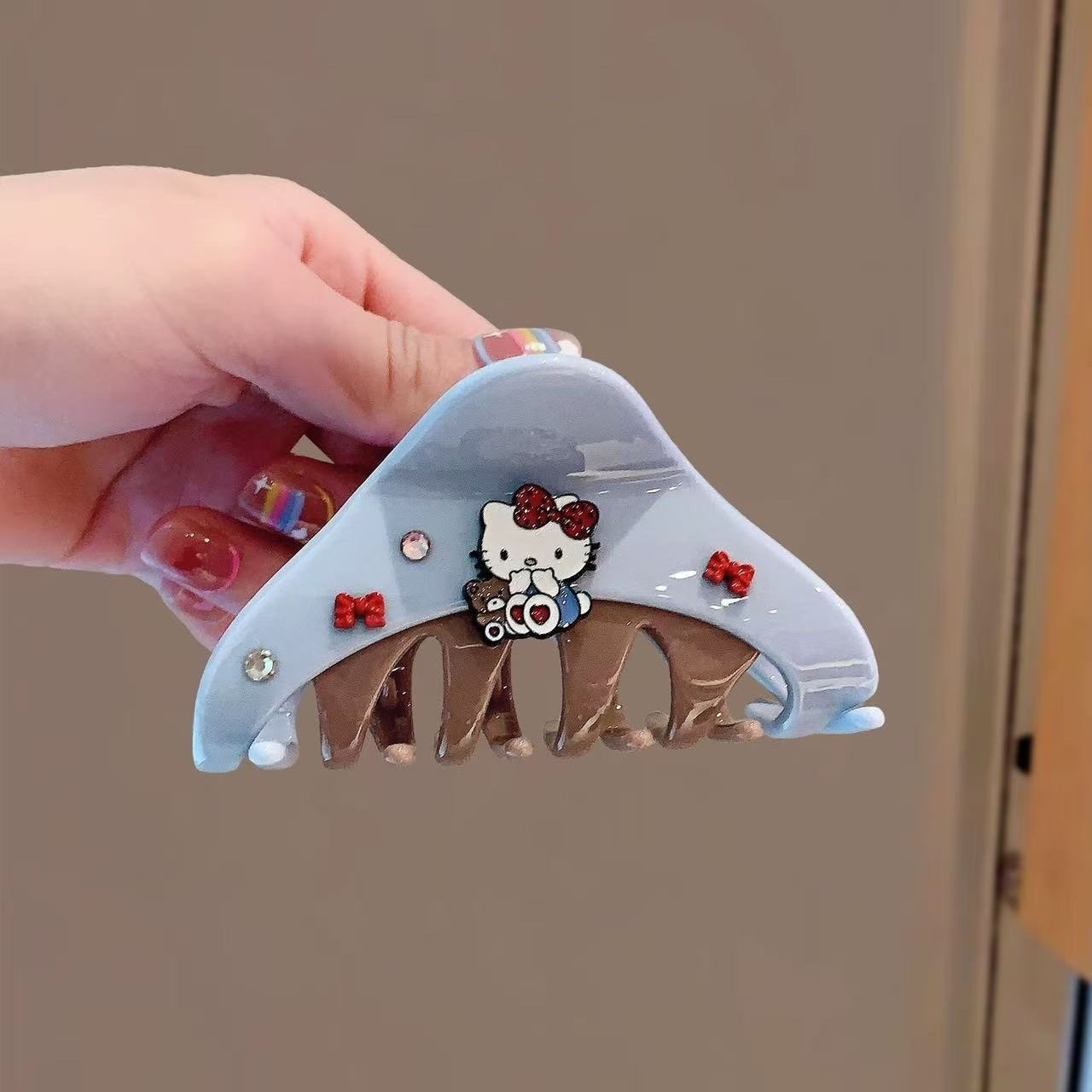 2025新潮新款少女可爱凯蒂猫中号抓夹精致时尚气质盘发夹抓夹头饰,淘宝优惠券,粉丝福利购,淘宝优惠卷