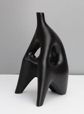 现代简约黑白无头人物雕塑树脂摆件样板房售楼部客厅创意软装饰品