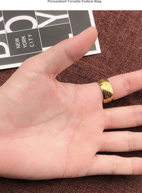 钛钢男士戒指潮男个性高级感单身宽指环潮牌食指小众设计男戒刻字