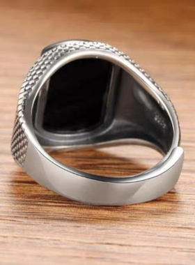 925镀银新款复古做旧黑石头戒指