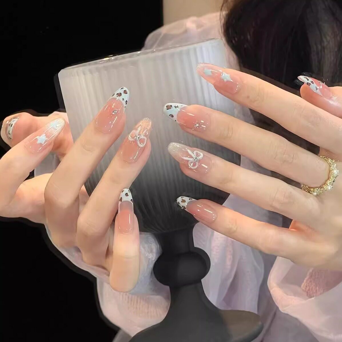 艺人法式豹纹立体蝴蝶结手工美甲穿戴甲椭圆2025新款显白美甲贴片,淘宝优惠券,粉丝福利购,淘宝优惠卷