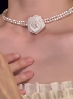 白色玫瑰珍珠项链女款