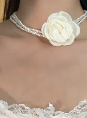 白色珍珠花朵项链女款