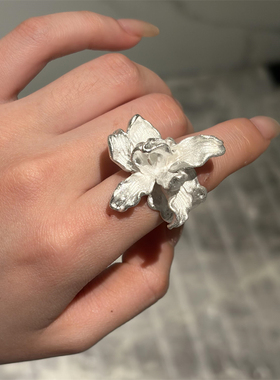 银色鸢尾花夸张大戒指女