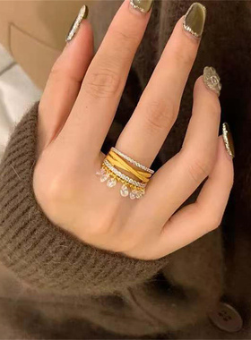 金色水滴流苏戒指中古金色拉丝