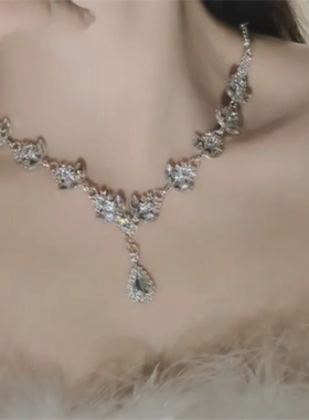 满钻水滴吊坠锆石项链套装
