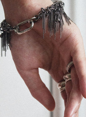 MOUNTMESU Silver nail bracelet II  手链 银饰 先锋