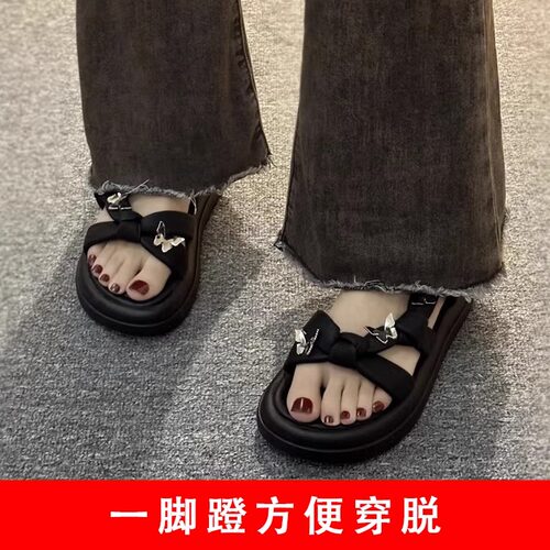 真皮女童凉鞋2026夏季新款百搭小女孩罗马鞋蝴蝶软底中大童沙滩鞋 - 图0